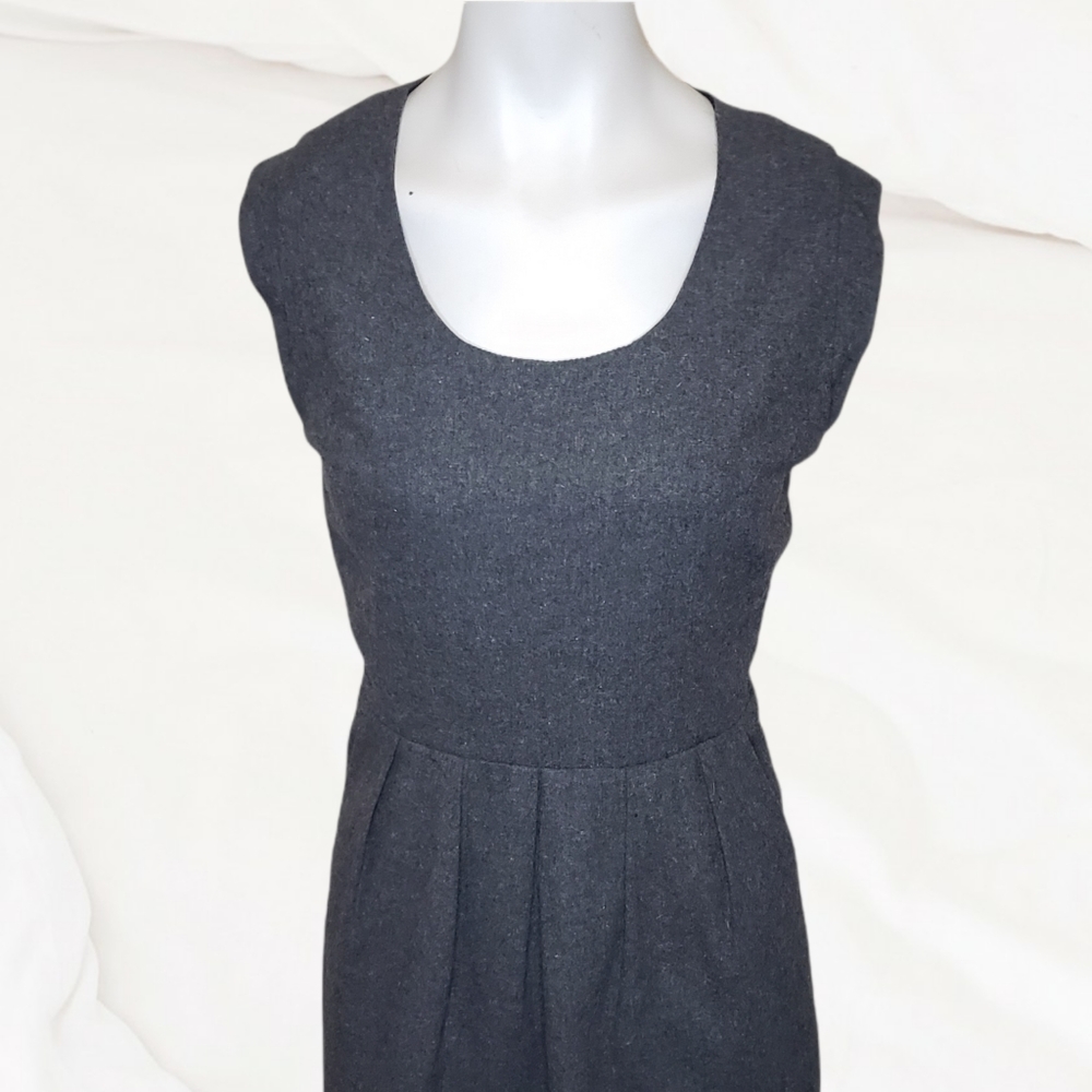 Mia Melon medium gray wool blend sleeveless pleated A-line mini dress - Picture 3 of 14